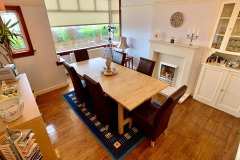 6 Winton Drive, Skelmorlie, PA17 5AF