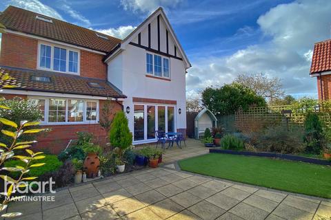 Rose House Keeble Road, Brantham, Manningtree, CO11 1FG
