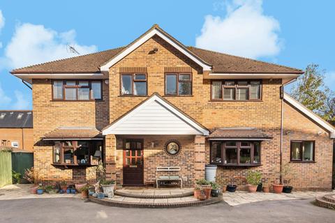 2 Addington Road, Reading, RG1 5PH