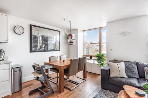 2b Rossiter Road, London, SW12 9RU