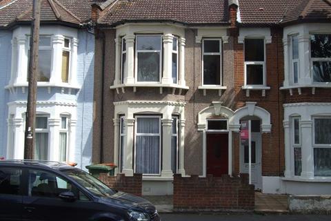 4 bedroom terraced house to rent, LONDON  E12