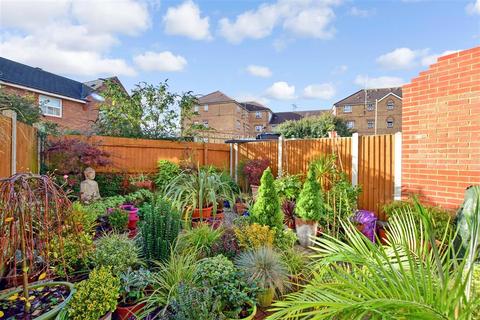 23 Tulip Gardens, Ilford, IG1 2JX