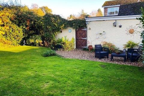 12 Brembridge Close, Sywell, Northampton, NN6 0AU
