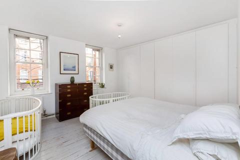 Flat 18, Algar House Webber Row, London, SE1 8QT