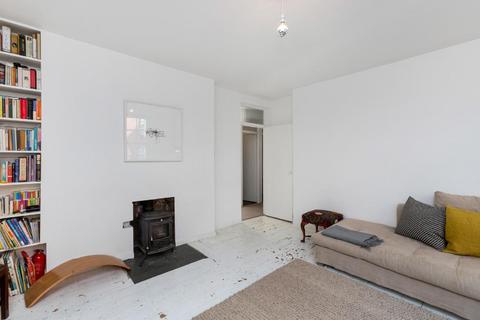 Flat 18, Algar House Webber Row, London, SE1 8QT