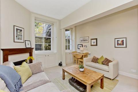 8b/2 Dean Terrace, Edinburgh, EH4 1ND