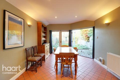 23 Humberstone Road, Cambridge, CB4 1JD