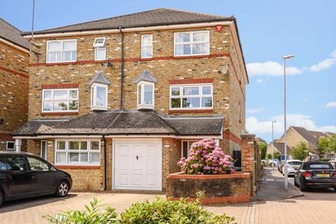 9 Camel Grove, Kingston Upon Thames, KT2 5GR