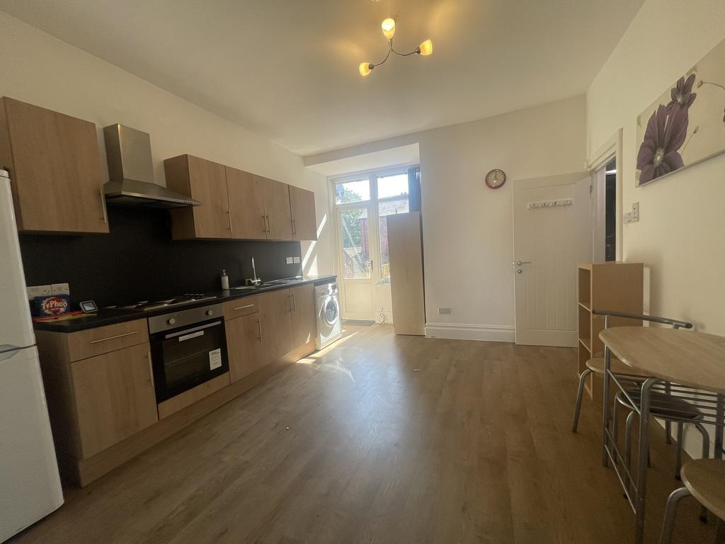 Kitchen/ living room