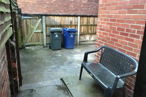 undefined, Flat 1, 49 Broxholme  DN1 2LN