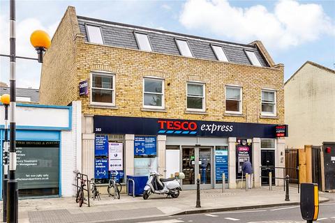 1 bedroom flat to rent, Munster Road, Munster Village, London