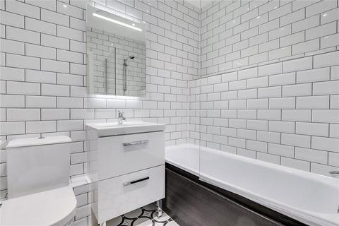 1 bedroom flat to rent, Munster Road, Munster Village, London