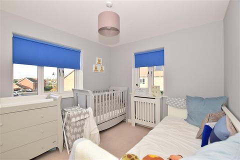 2 Bittern Road, Iwade, Sittingbourne, ME9 8FR