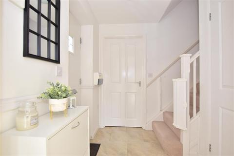 2 Bittern Road, Iwade, Sittingbourne, ME9 8FR