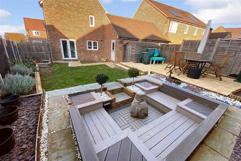 2 Bittern Road, Iwade, Sittingbourne, ME9 8FR