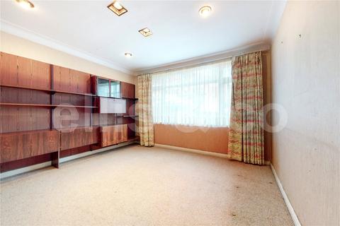 64 The Reddings, London, NW7 4JR