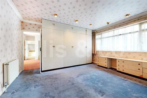 64 The Reddings, London, NW7 4JR