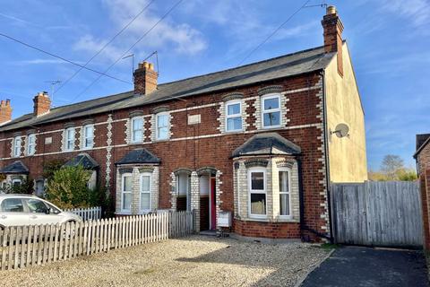 2 bedroom cottage to rent, Station Road, Cholsey,