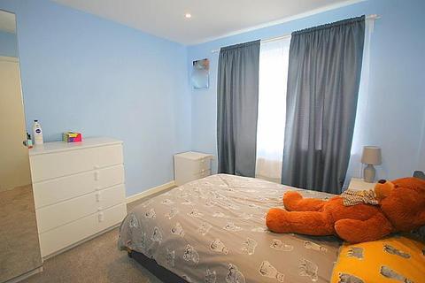 39 Cranleigh Road, Feltham, TW13 4PZ