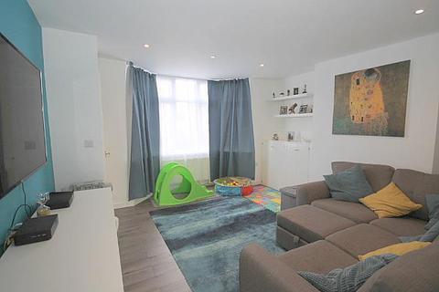 39 Cranleigh Road, Feltham, TW13 4PZ