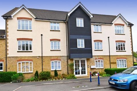 Flat D, 13 Cutter Close, Upnor, Rochester, ME2 4GY
