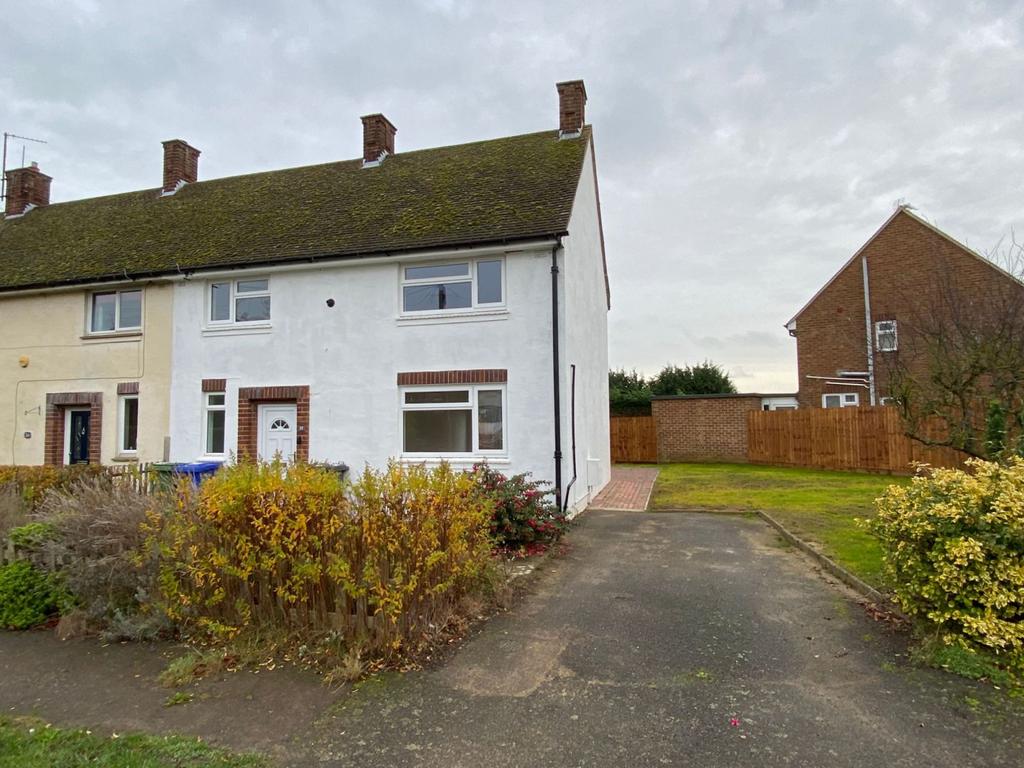 The Piece, Cogenhoe, Northampton NN7 1LX 3 bed end of terrace house £895 pcm (£207 pw)