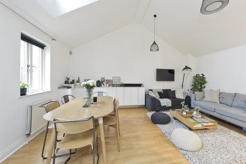 1 bedroom detached house to rent, Celbridge Mews, London, W2