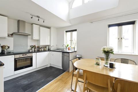 1 bedroom detached house to rent, Celbridge Mews, London, W2