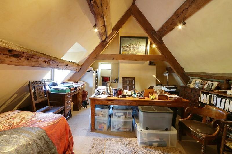 Bedroom 5/Study