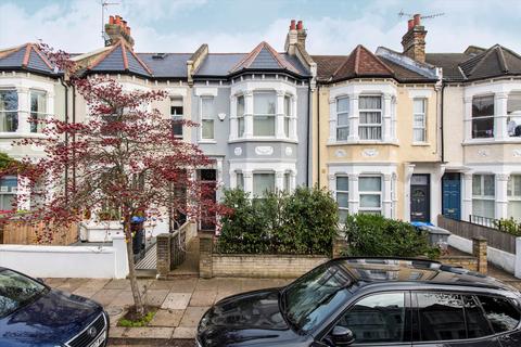 21 Lynton Road, London, NW6 6BE