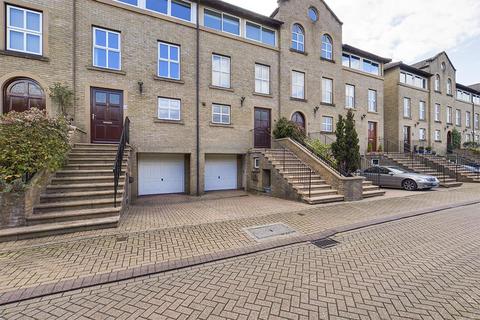 9 Andes Close, Southampton, SO14 3HS