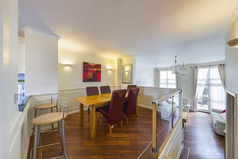 9 Andes Close, Southampton, SO14 3HS