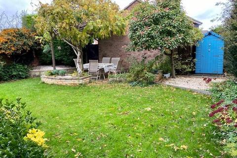 2 Brackenborough, Brixworth, Northampton, NN6 9JW