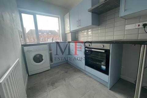 1 bedroom flat to rent, Ryefield Ave, Hillingdon, UB10