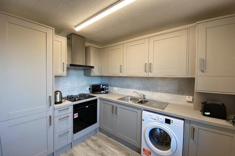 3 bedroom flat to rent, Brown Street, Newington, Edinburgh, EH8