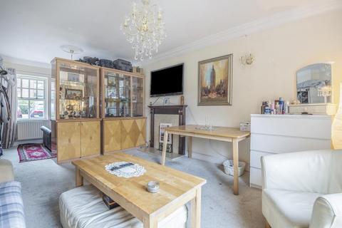 14 Barn Close, Oxford, OX2 9JP