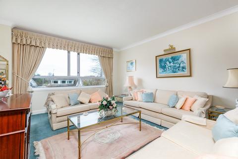 36b, Castleton Court Castleton Drive, Newton Mearns, Glasgow, G77 5LF