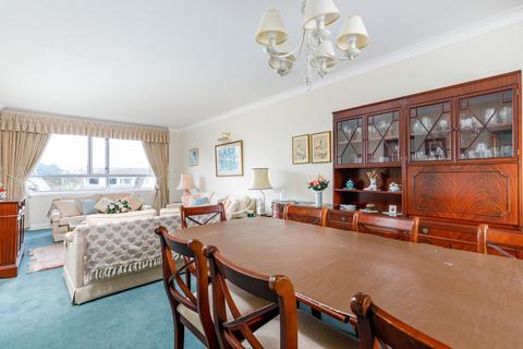 36b, Castleton Court Castleton Drive, Newton Mearns, Glasgow, G77 5LF