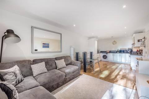 Flat 2, Independence House, 6 Chapter Way, London, SW19 2RX