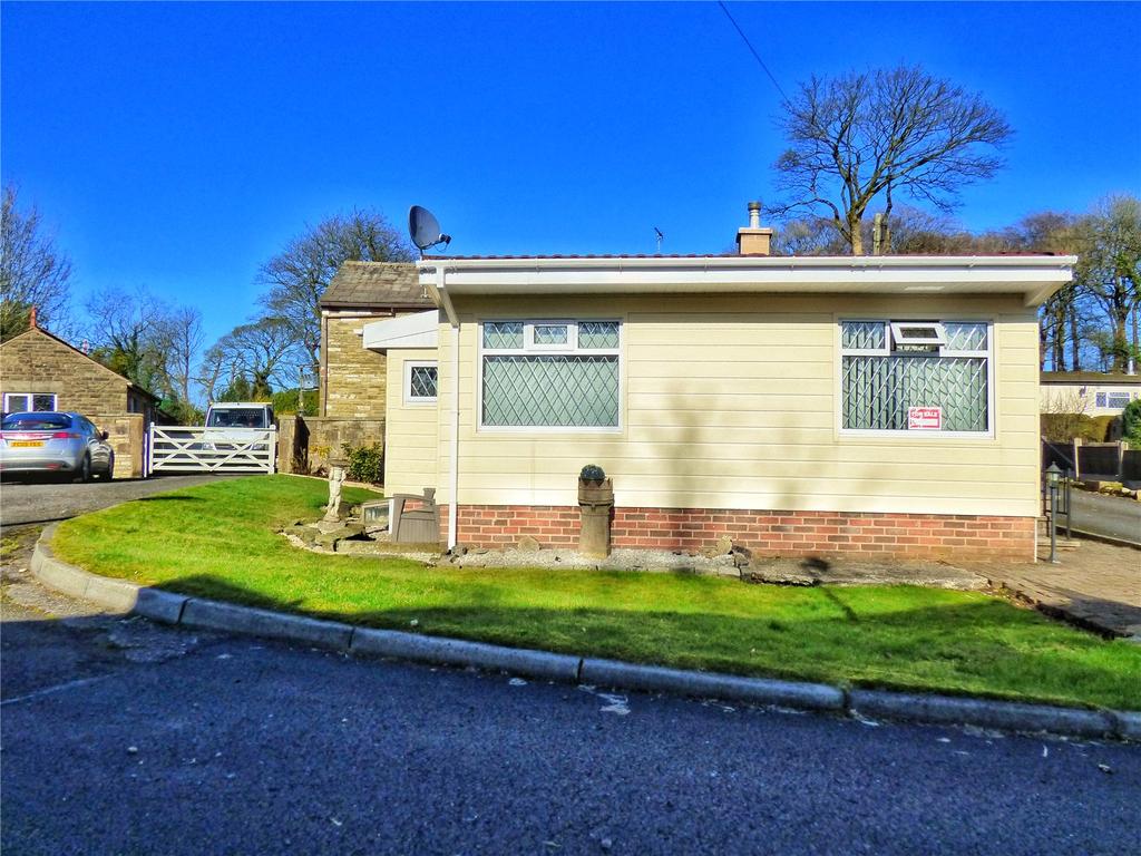 Hall Park, Acre, Rossendale, BB4 2 bed bungalow for sale £96,000