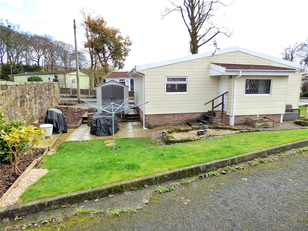 Side &amp; Rear Gardens: