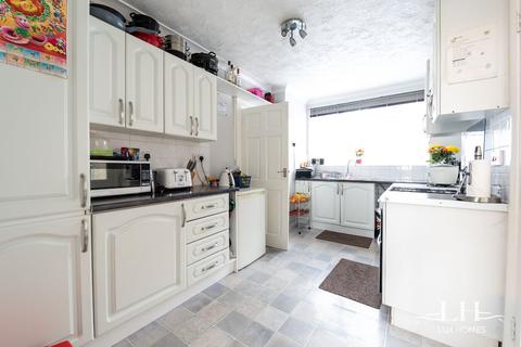 60 Redcar Road, Romford, RM3 9PT