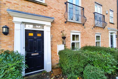 10 Bridgeside, Carnforth, LA5 9LF