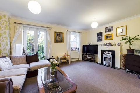10 Bridgeside, Carnforth, LA5 9LF
