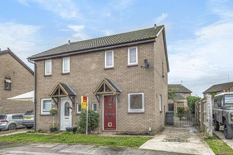 88 Bracken Close, Carterton, OX18 1TQ