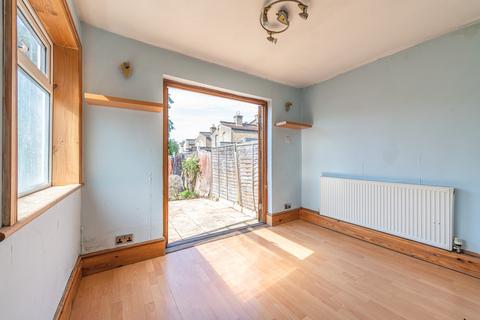 96 Calderon Road, London, E11 4EU