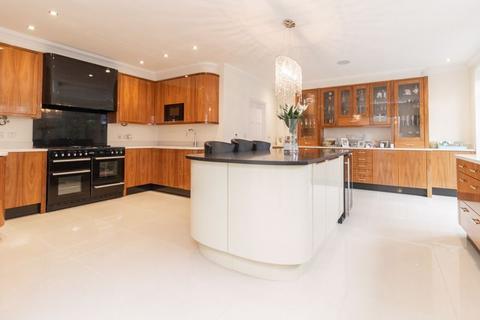 1 Ridley Road, Warlingham, CR6 9LR
