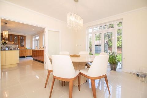 1 Ridley Road, Warlingham, CR6 9LR