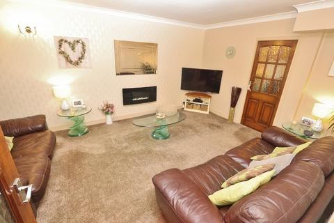 3 Takeley Close, Romford, RM5 3PX