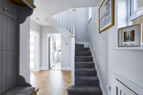 49 Melthorne Drive, Ruislip, HA4 0TS